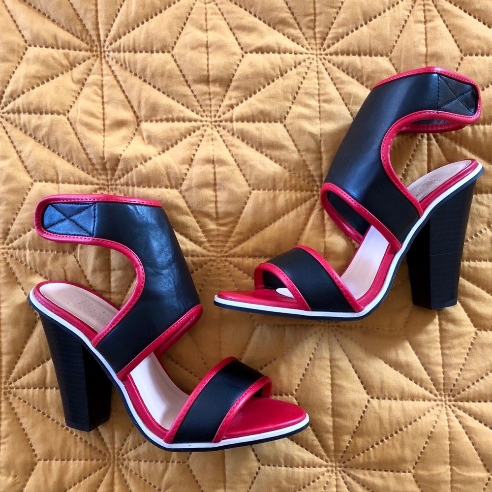 New Beau and Ashe red black white heels size 7.5